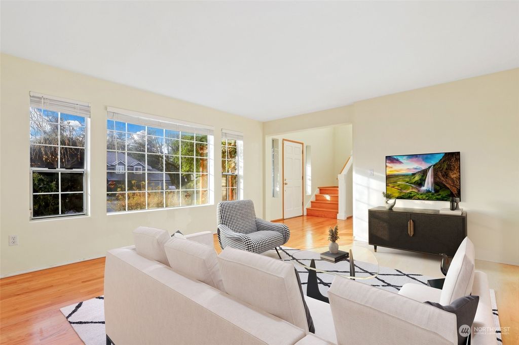 Photo of 10018 SE 247th Place, Kent, WA 98030 (MLS # 2324606)