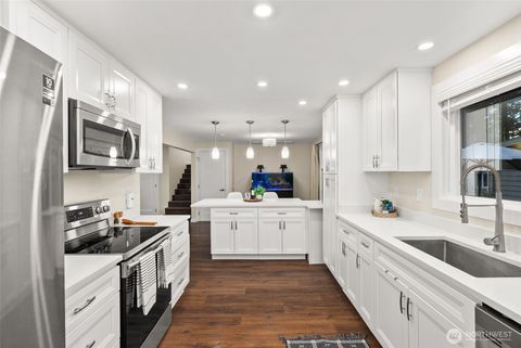 Photo of 7041 67th Street NW, Gig Harbor, WA 98335 (MLS # 2514635)
