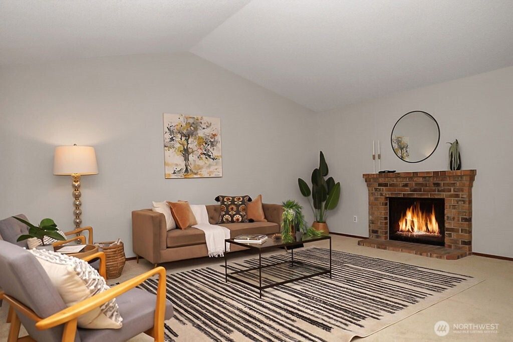 Photo of 1912 SW 307th Street #B21, Federal Way, WA 98023 (MLS # 2334290)