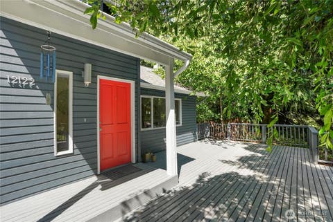 Photo of 12122 NE 108th ST, Kirkland, WA 98033 (MLS # 2545893)