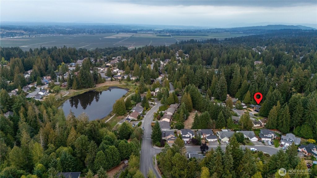 Photo of 10529 32nd Dr SE Dr, Everett, WA 98208 (MLS # 2453768)