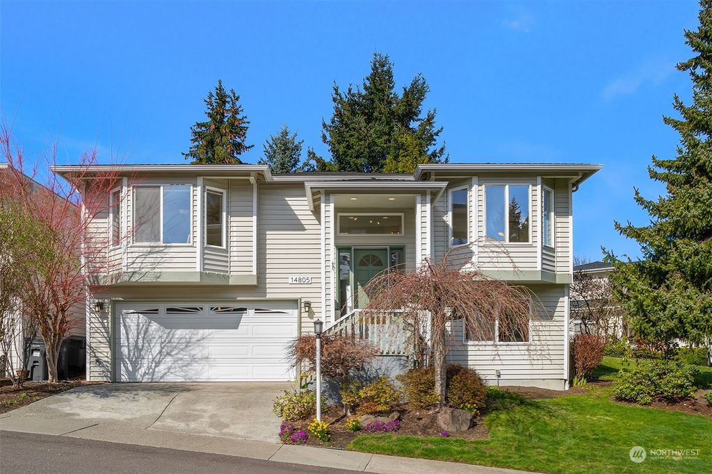 Photo of 14805 137th Lane NE, Woodinville, WA 98072 (MLS # 2050043)