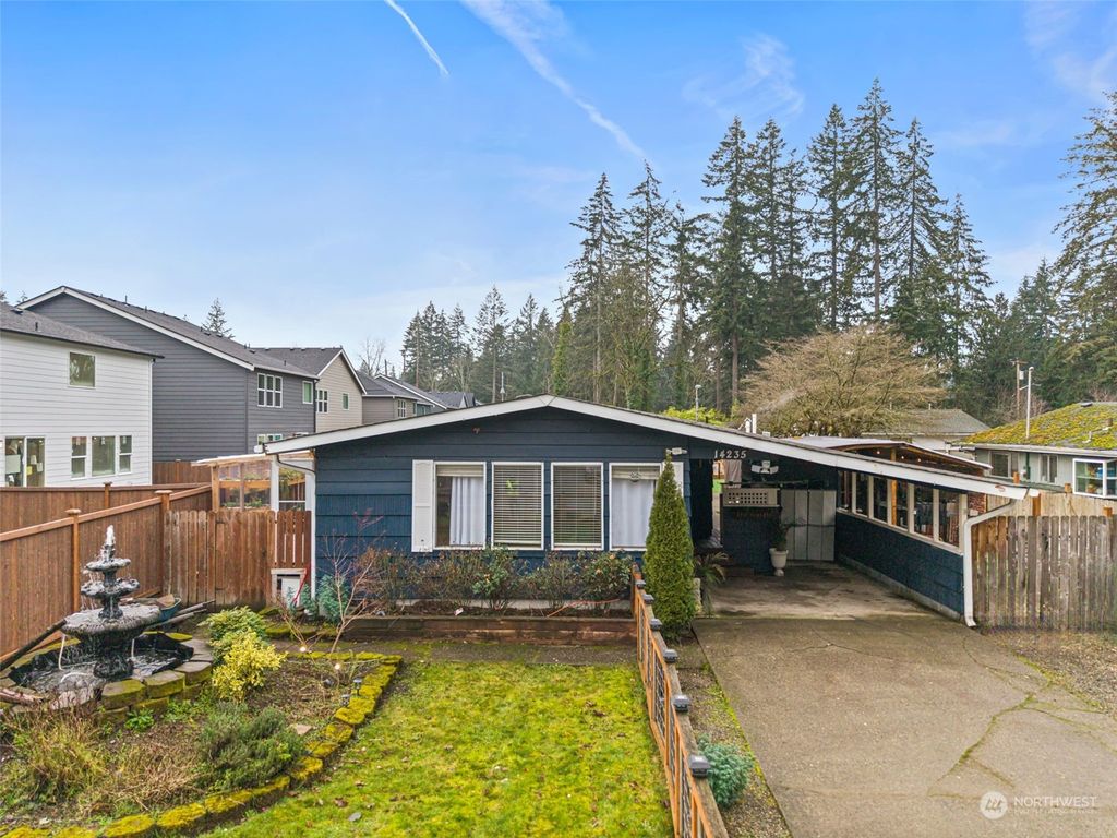 Photo of 14235 156th Avenue SE, Renton, WA 98059 (MLS # 2325894)