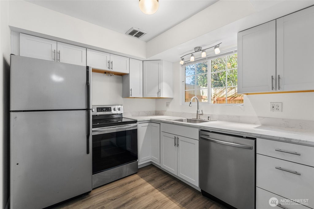 Photo of 3333 Redwood Avenue, Bellingham, WA 98225 (MLS # 2593571)