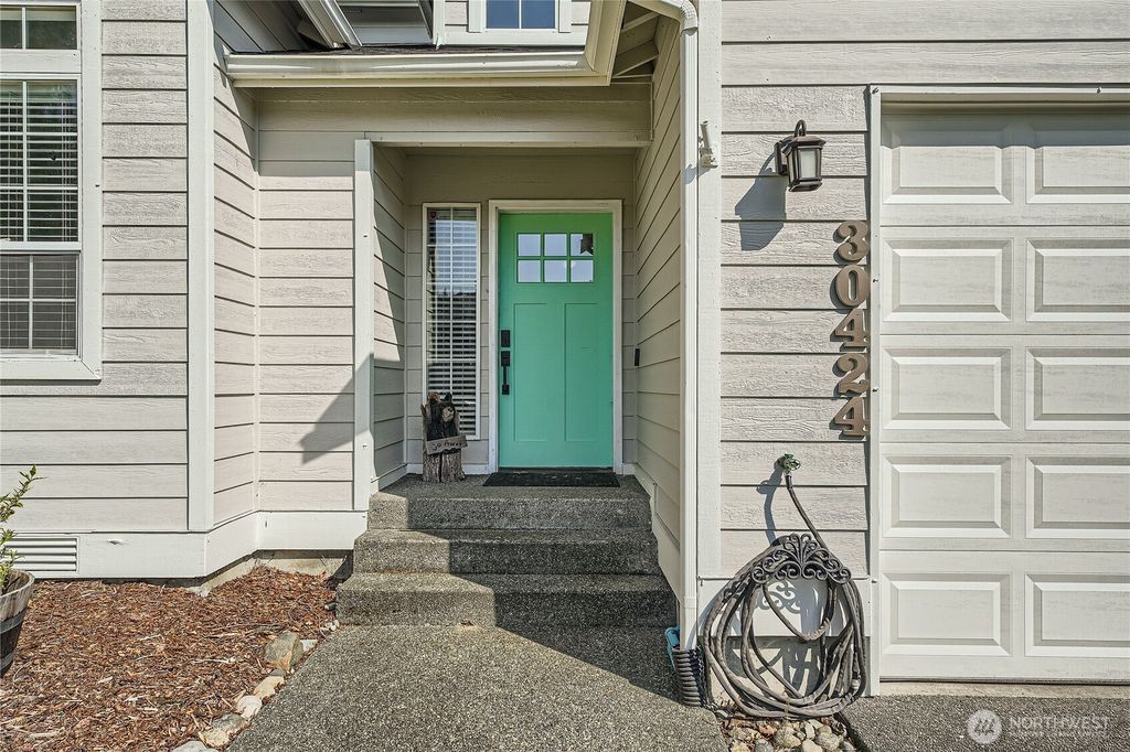 Photo of 30424 Cumberland Drive, Black Diamond, WA 98010 (MLS # 2363396)