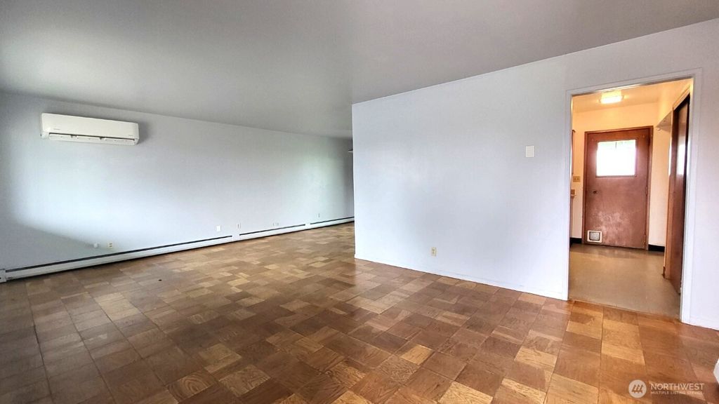 Photo of 8910 Travis Drive, Moses Lake, WA 98837 (MLS # 2458430)