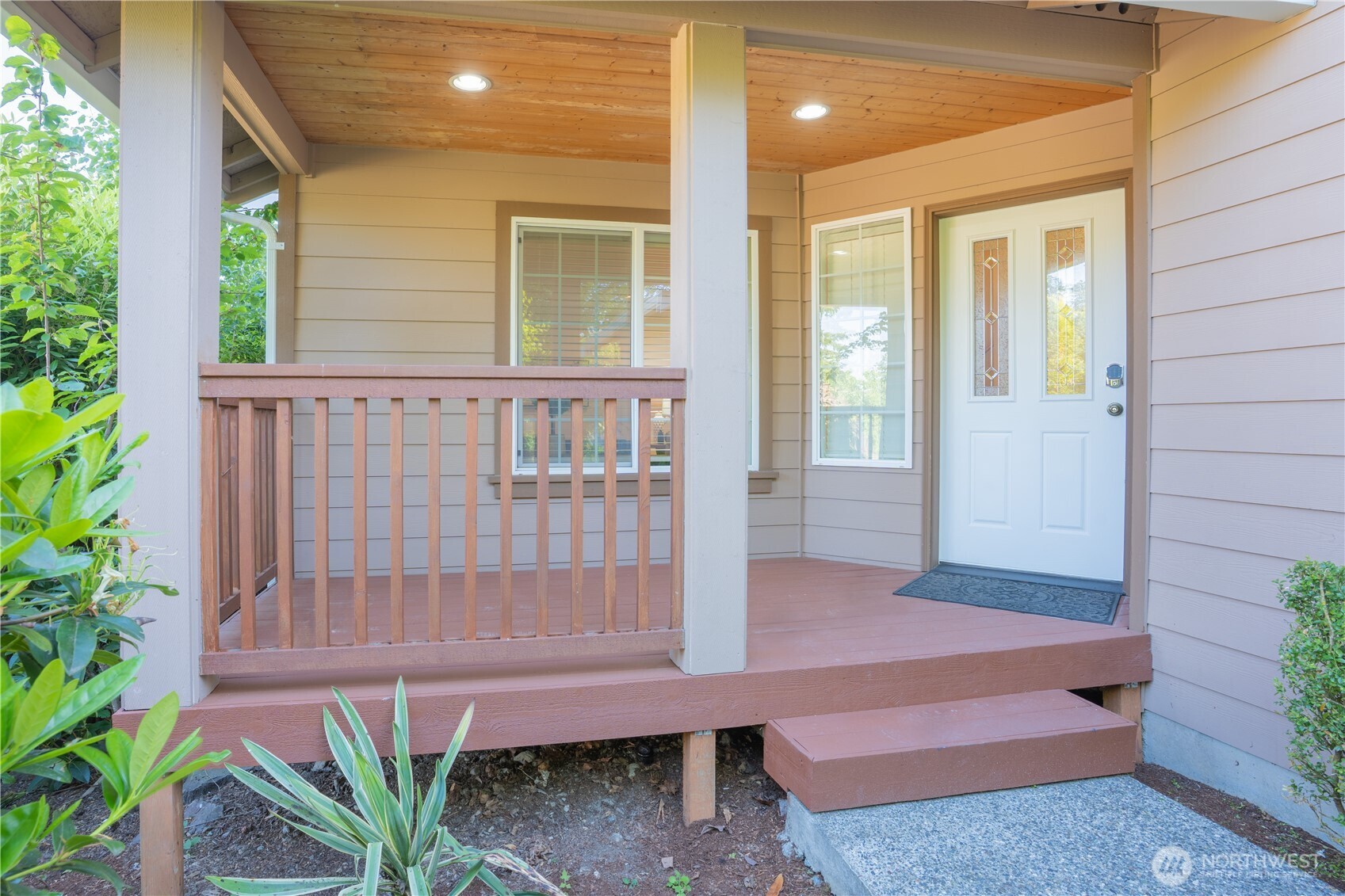 725 N 198th Street