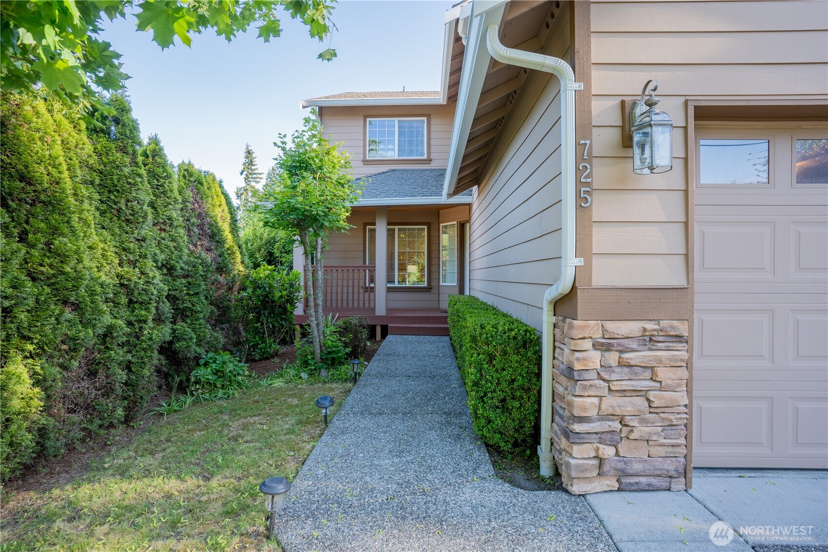 725 N 198th Street