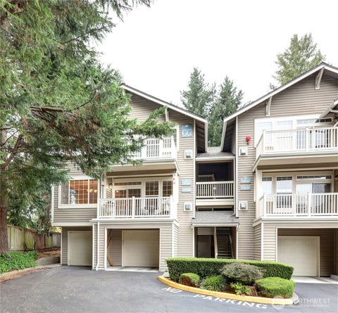Photo of 18654 NE 56th Court #18654, Redmond, WA 98052 (MLS # 2549520)