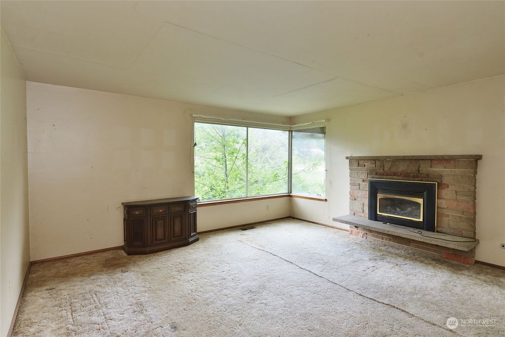 Photo of 20508 SE 146th Street, Renton, WA 98059 (MLS # 2126056)