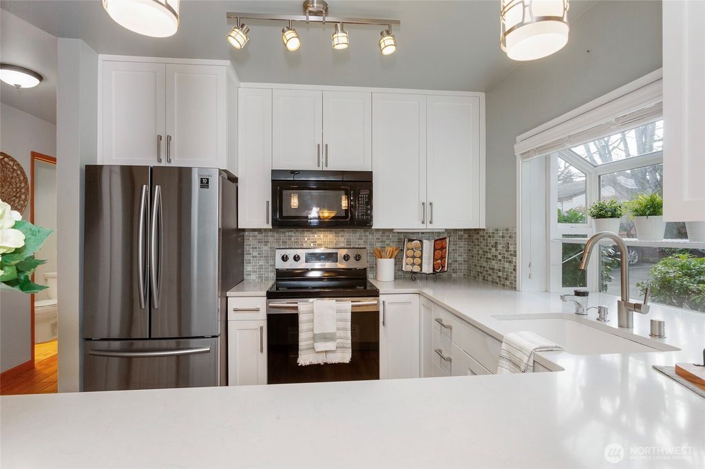 Photo of 21308 48th Avenue W #D1, Mountlake Terrace, WA 98043 (MLS # 2439139)