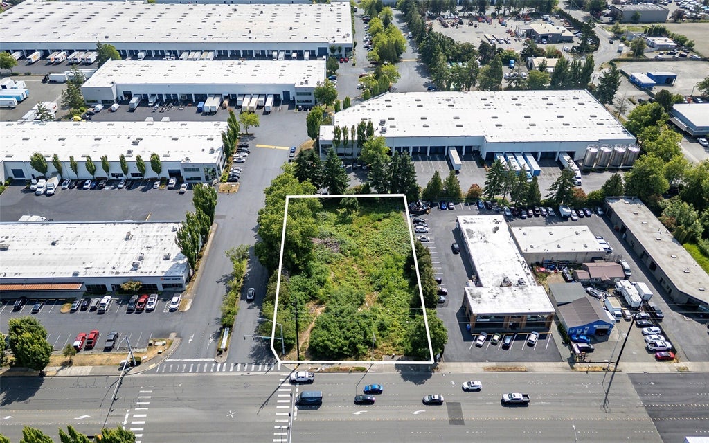 Photo of 8425 S 216 Street, Kent, WA 98032 (MLS # 2594591)