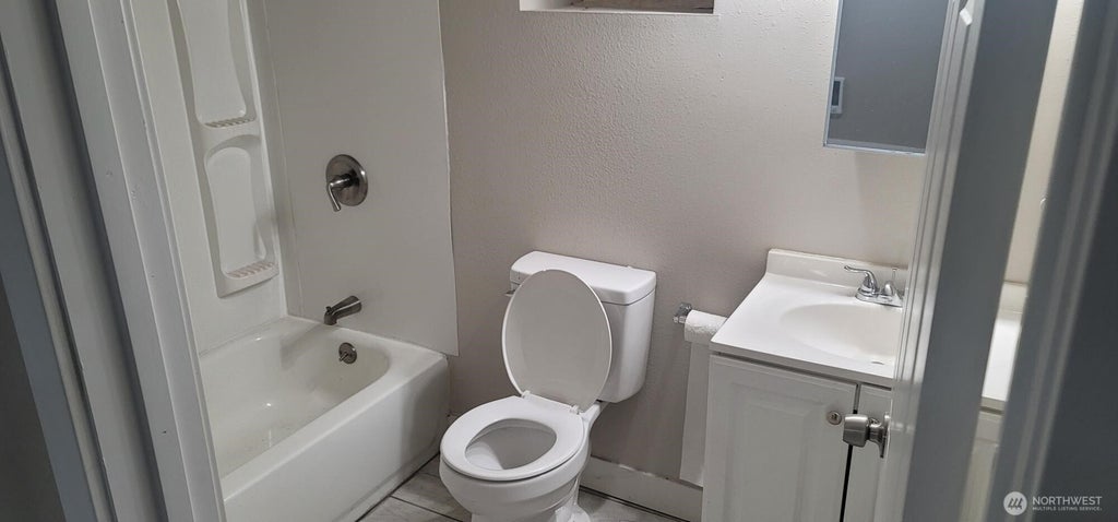 Photo of 615 Martin Luther King jr Way #B, Tacoma, WA 98405 (MLS # 2590241)