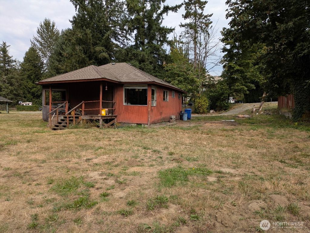 Photo of 22521 SE 218th Street, Maple Valley, WA 98038 (MLS # 2426185)