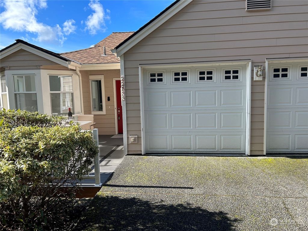 Photo of 22533 42nd Court SE, Issaquah, WA 98029 (MLS # 2046958)