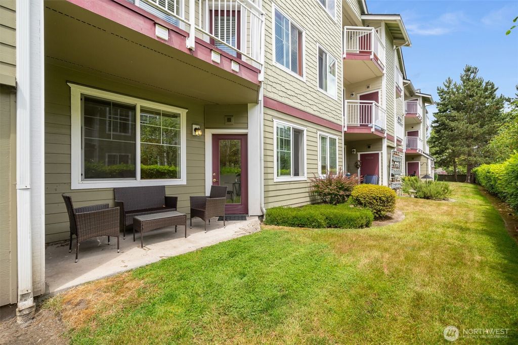 Photo of 13000 Admiralty Way #C105, Everett, WA 98204 (MLS # 2403694)