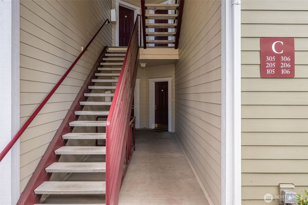 Photo of 13000 Admiralty Way #C105, Everett, WA 98204 (MLS # 2403694)