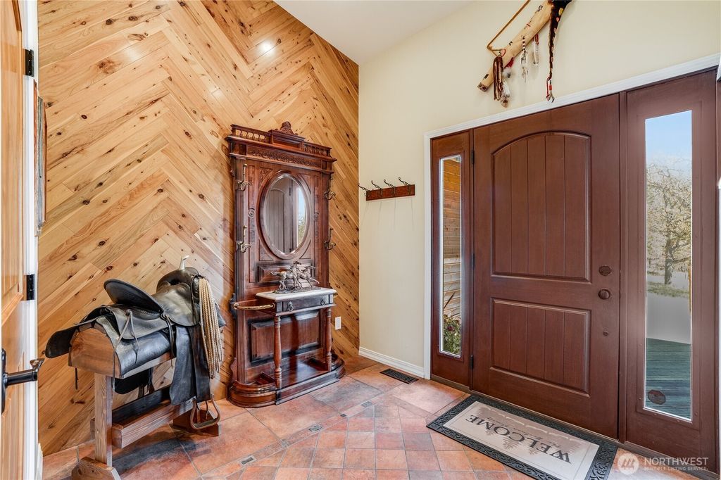 Photo of 11 Deer Ridge Road, Goldendale, WA 98620 (MLS # 2515026)