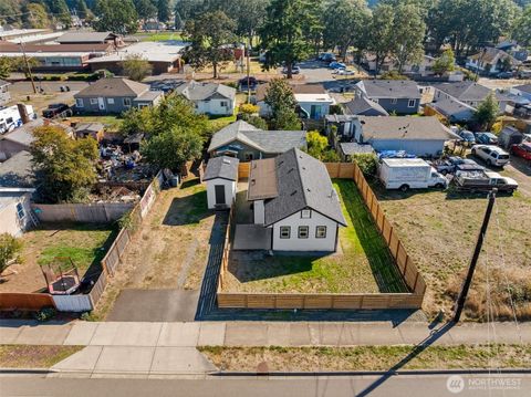 Photo of 14915 Portland Avenue SW, Lakewood, WA 98498 (MLS # 2439230)