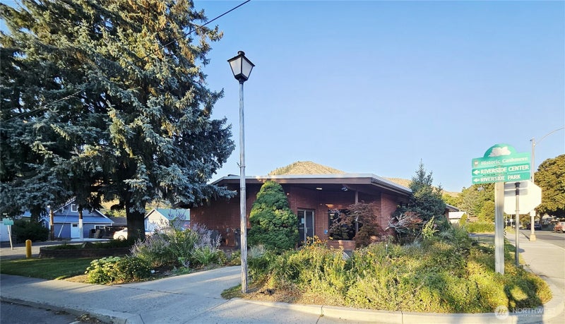 300 Woodring Street