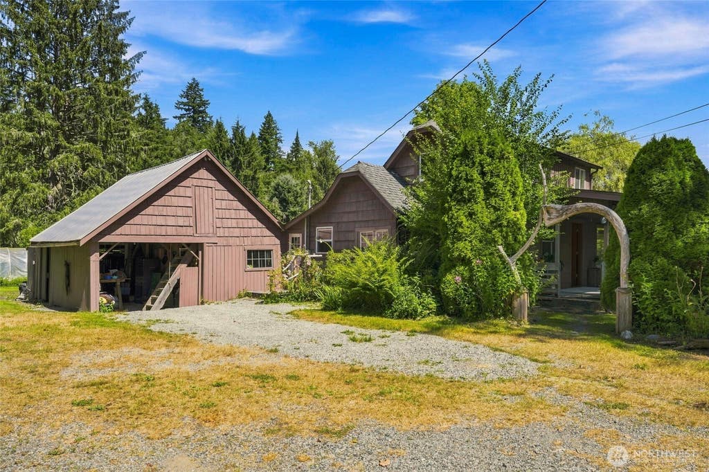 Photo of 30521 Mountain Loop Hwy HWY, Granite Falls, WA 98252 (MLS # 2553301)