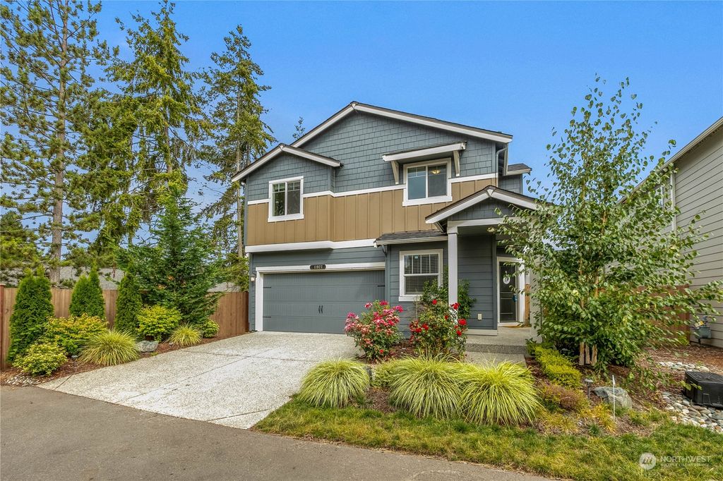 Photo of 11922 24th Drive SE, Everett, WA 98208 (MLS # 2157007)