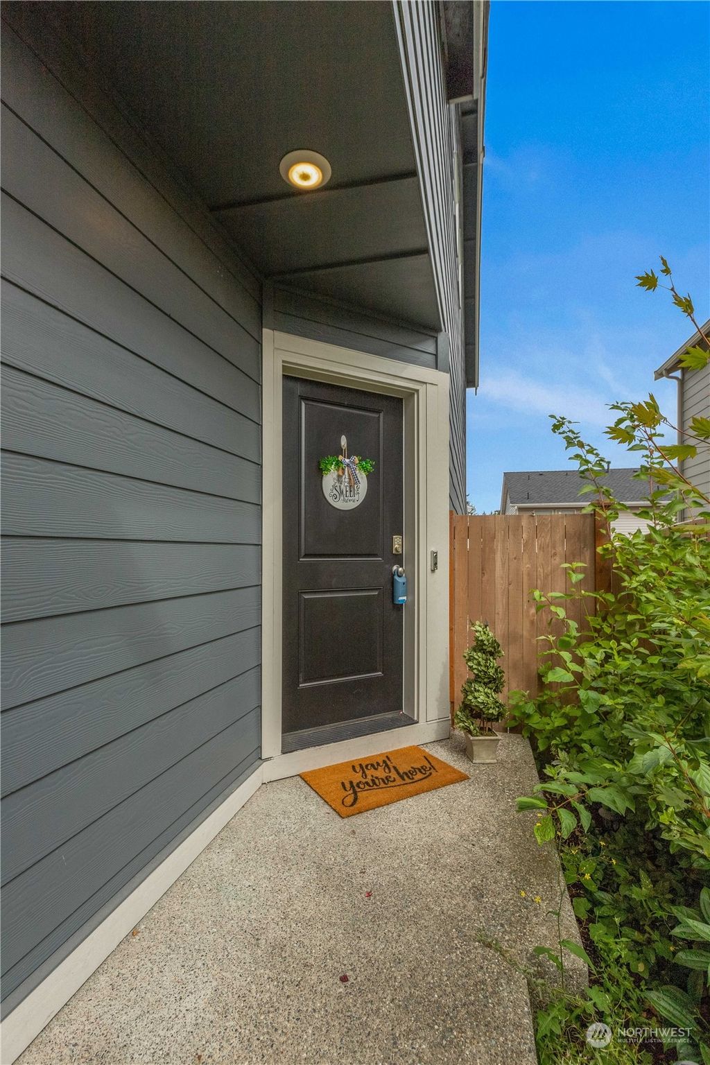 Photo of 11922 24th Drive SE, Everett, WA 98208 (MLS # 2157007)