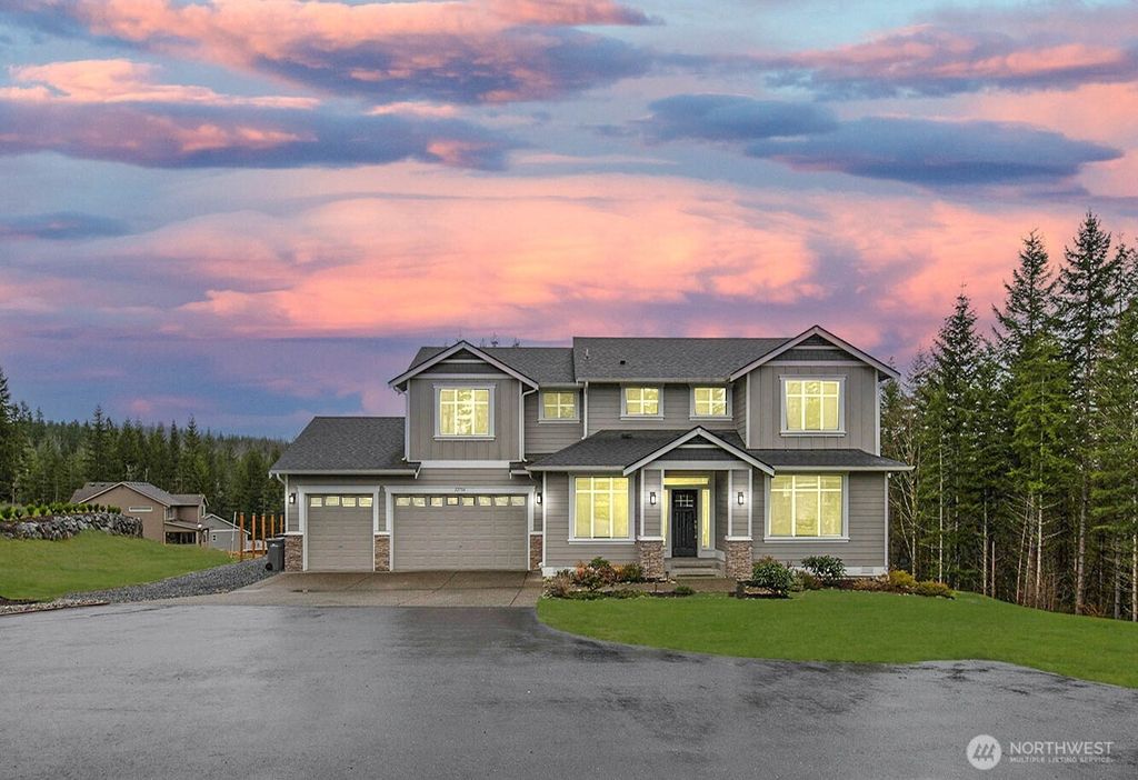 Photo of 22704 22nd Street NE, Snohomish, WA 98290 (MLS # 2339442)
