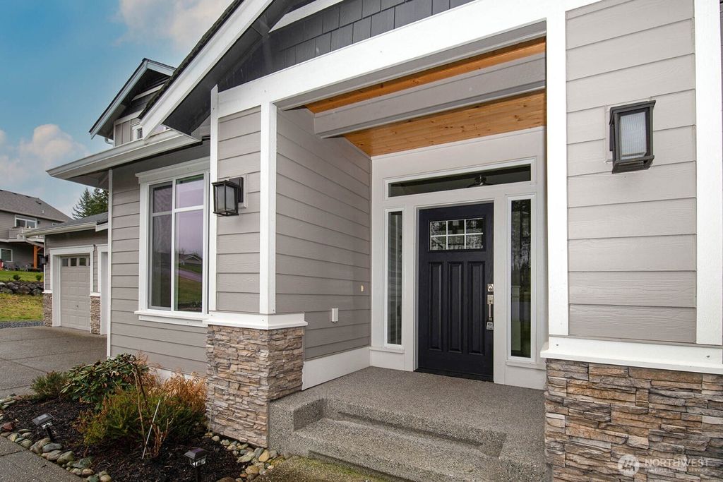 Photo of 22704 22nd Street NE, Snohomish, WA 98290 (MLS # 2339442)