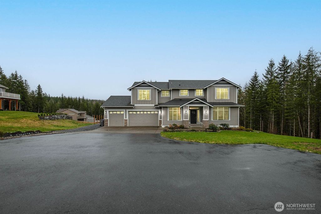 Photo of 22704 22nd Street NE, Snohomish, WA 98290 (MLS # 2339442)