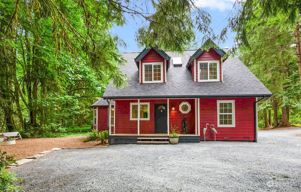 Photo of 16824 22nd Street NE, Snohomish, WA 98290 (MLS # 2249791)