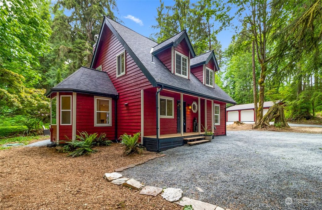 Photo of 16824 22nd Street NE, Snohomish, WA 98290 (MLS # 2249791)