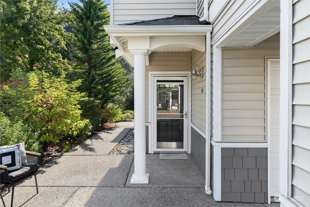Photo of 1855 Trossachs Boulevard SE #1103, Sammamish, WA 98075 (MLS # 2003173)