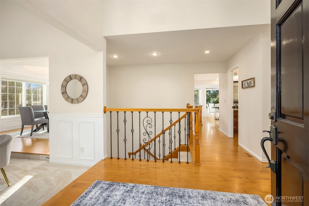 Photo of 3625 241st Avenue SE, Sammamish, WA 98029 (MLS # 2340968)