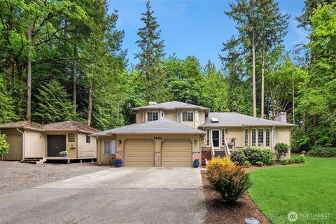 Photo of 9244 215th Avenue NE, Redmond, WA 98053 (MLS # 2527708)