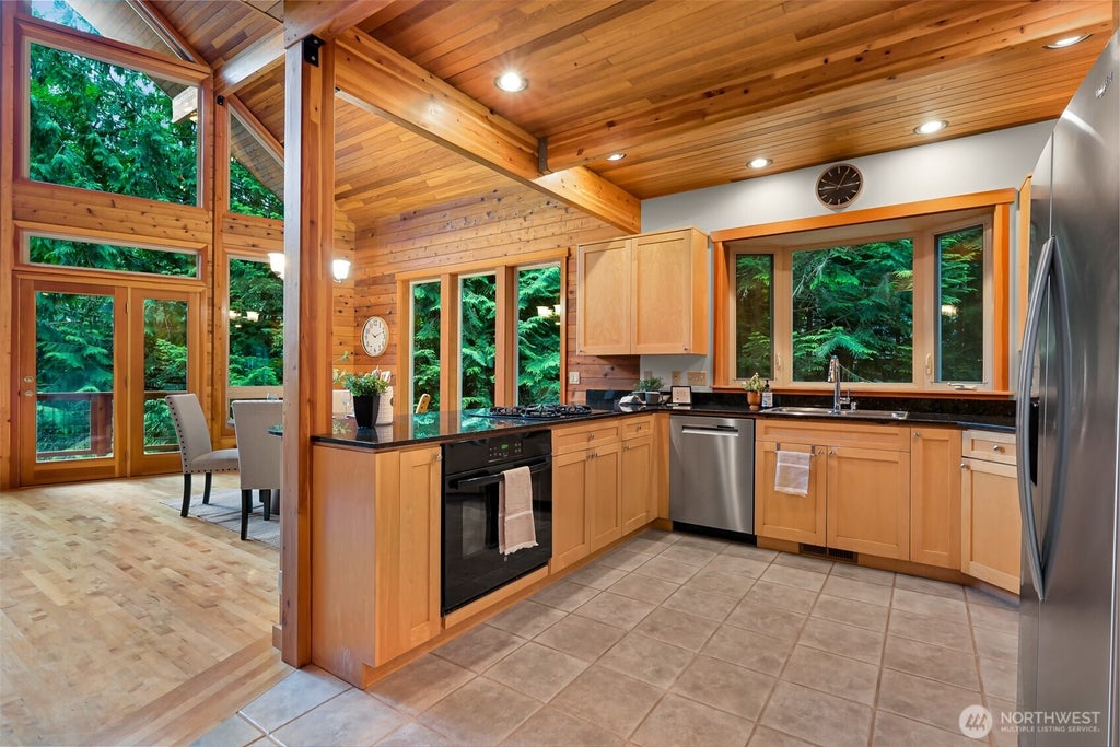 Photo of 37 N Summit Drive, Bellingham, WA 98229 (MLS # 2544392)