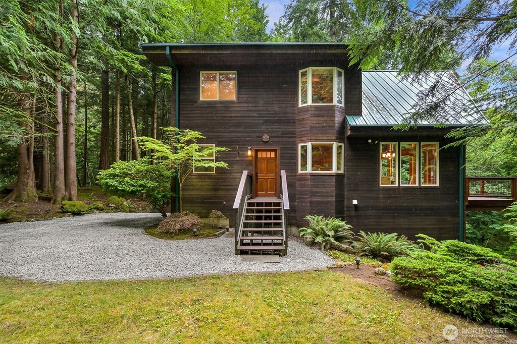 Photo of 37 N Summit Drive, Bellingham, WA 98229 (MLS # 2544392)