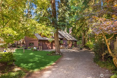 8750 Woodbank Drive NE Bainbridge Island WA 98110