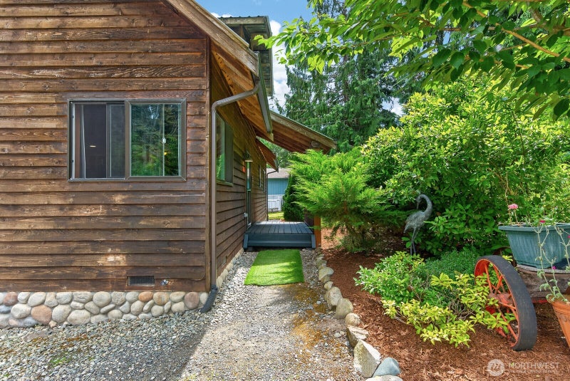 1649 Hemlock Drive