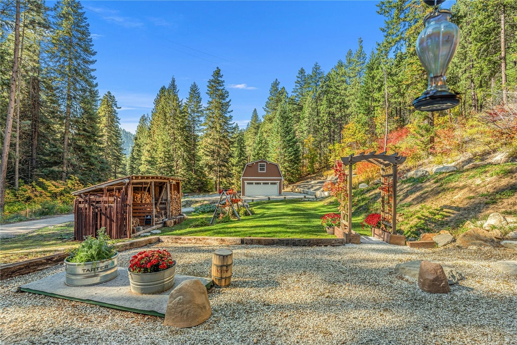 Photo of 16735 Second Creek Road RD, Leavenworth, WA 98826 (MLS # 2594919)
