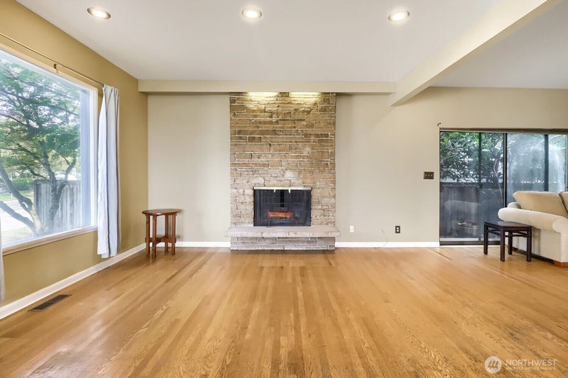 803 NE 72nd Street