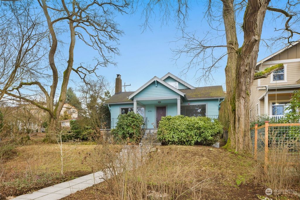 Photo of 10756 Palatine Avenue N, Seattle, WA 98133 (MLS # 2032343)