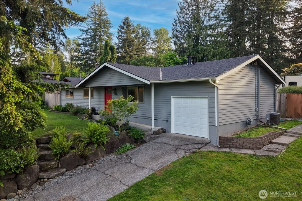 Photo of 13301 186th Avenue SE, Renton, WA 98059 (MLS # 2496066)