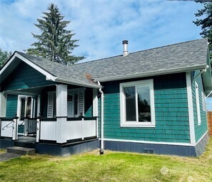 528 S 7th