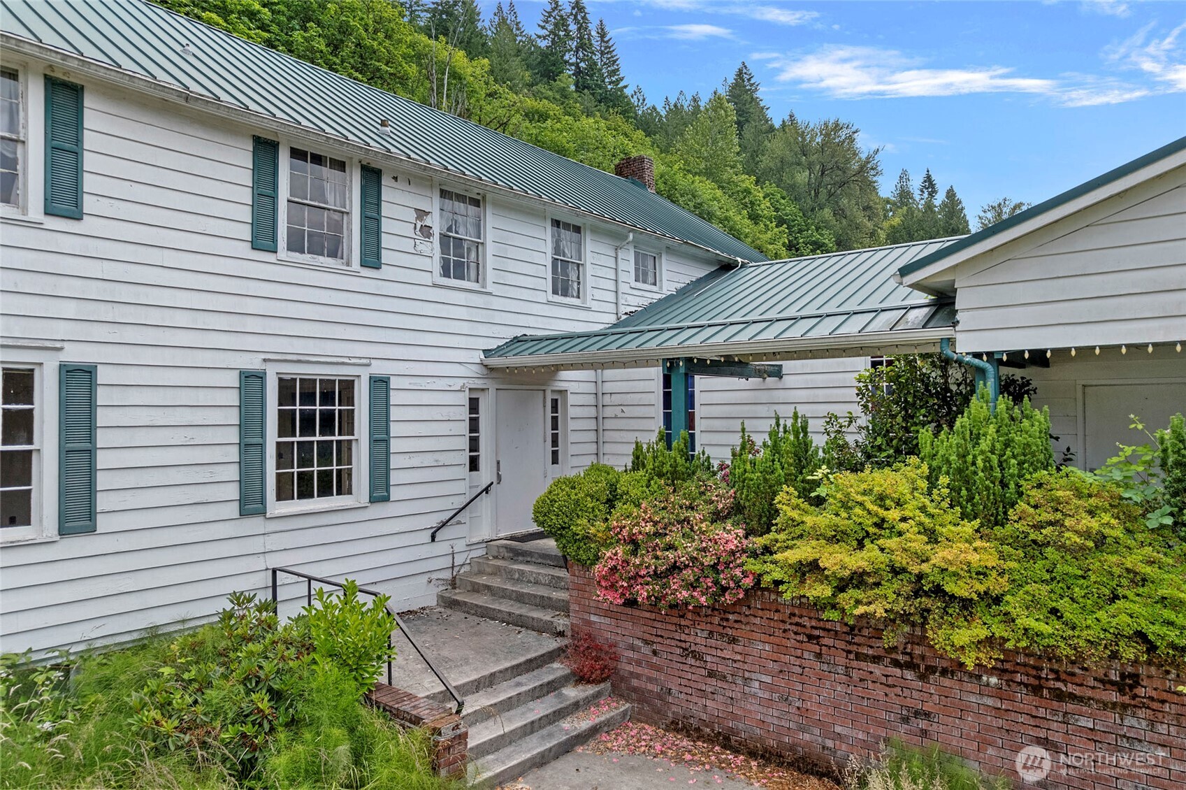 46372 E Main Street