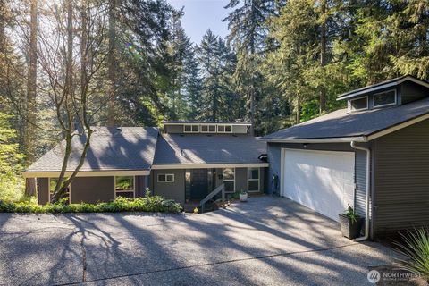 Photo of 1701 Serena Lane NW, Gig Harbor, WA 98335 (MLS # 2513293)