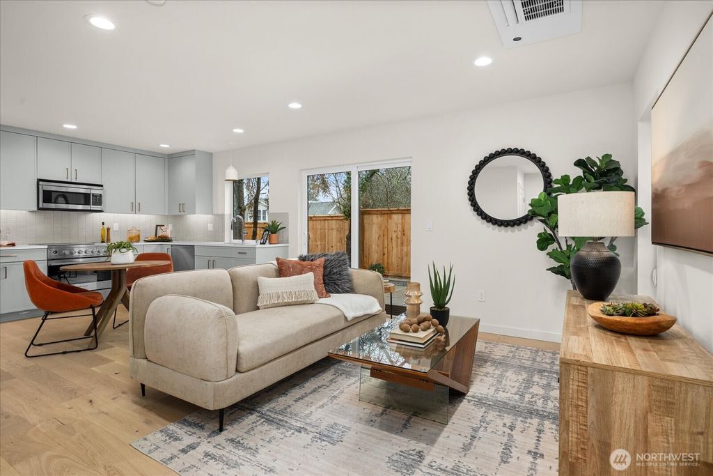 Photo of 4224 Meridian Avenue N, Seattle, WA 98103 (MLS # 2460676)