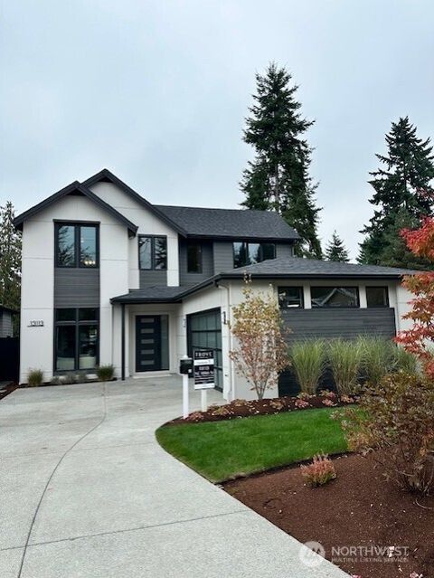 Photo of 13113 NE 104th Street, Kirkland, WA 98033 (MLS # 2440995)