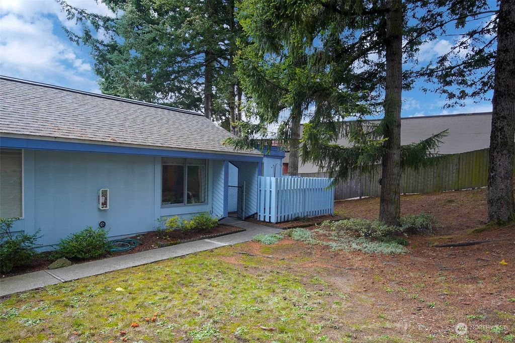 Photo of 4300 NE Sunset Boulevard #A5, Renton, WA 98059 (MLS # 2308480)