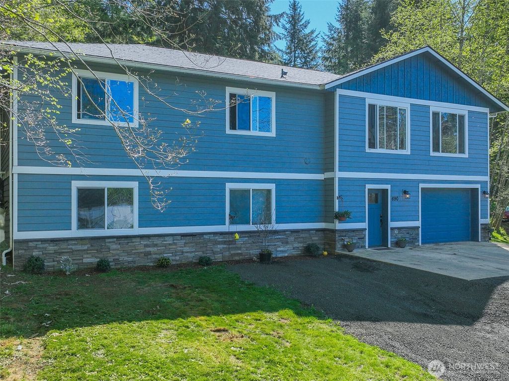 Photo of 690 N Summit Rd, McCleary, WA 98557 (MLS # 2514252)
